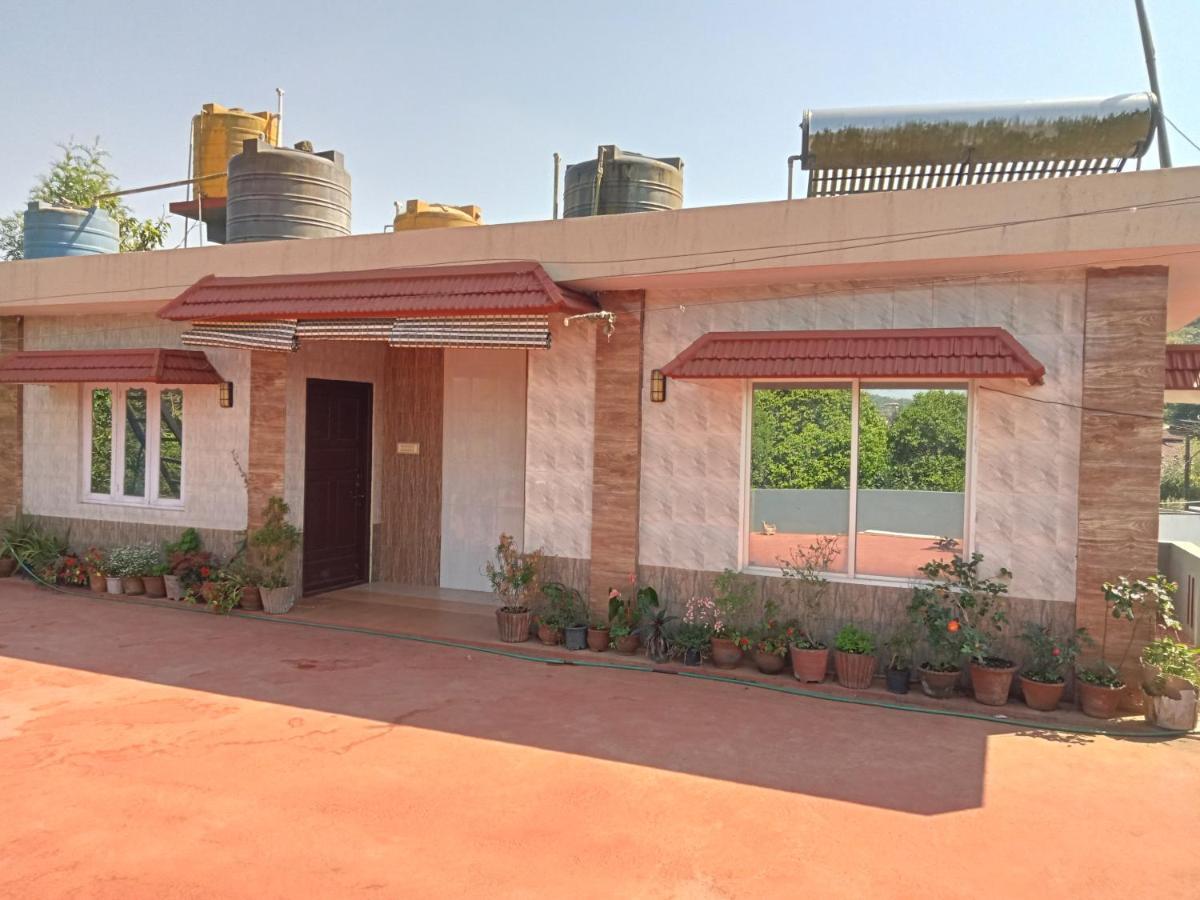 Krupa Homestay Madikeri Ngoại thất bức ảnh